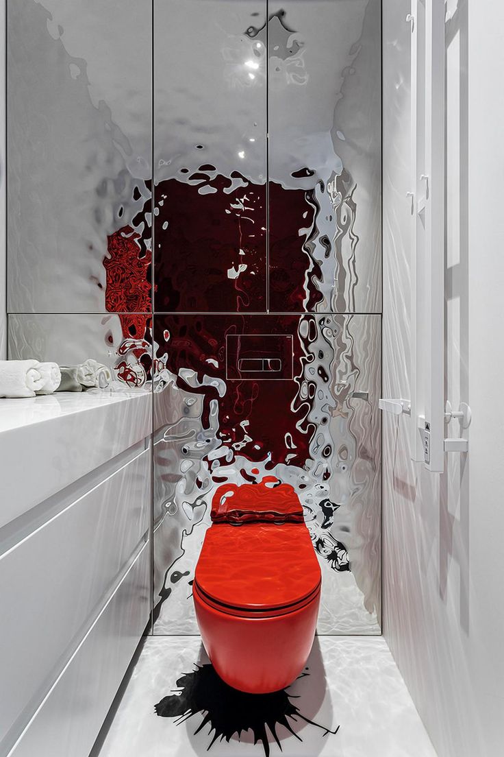 Meghökkentő és különleges piros-fehér enteriőr egy kreatív nő lakásában - Lakberendezés trendMagazin